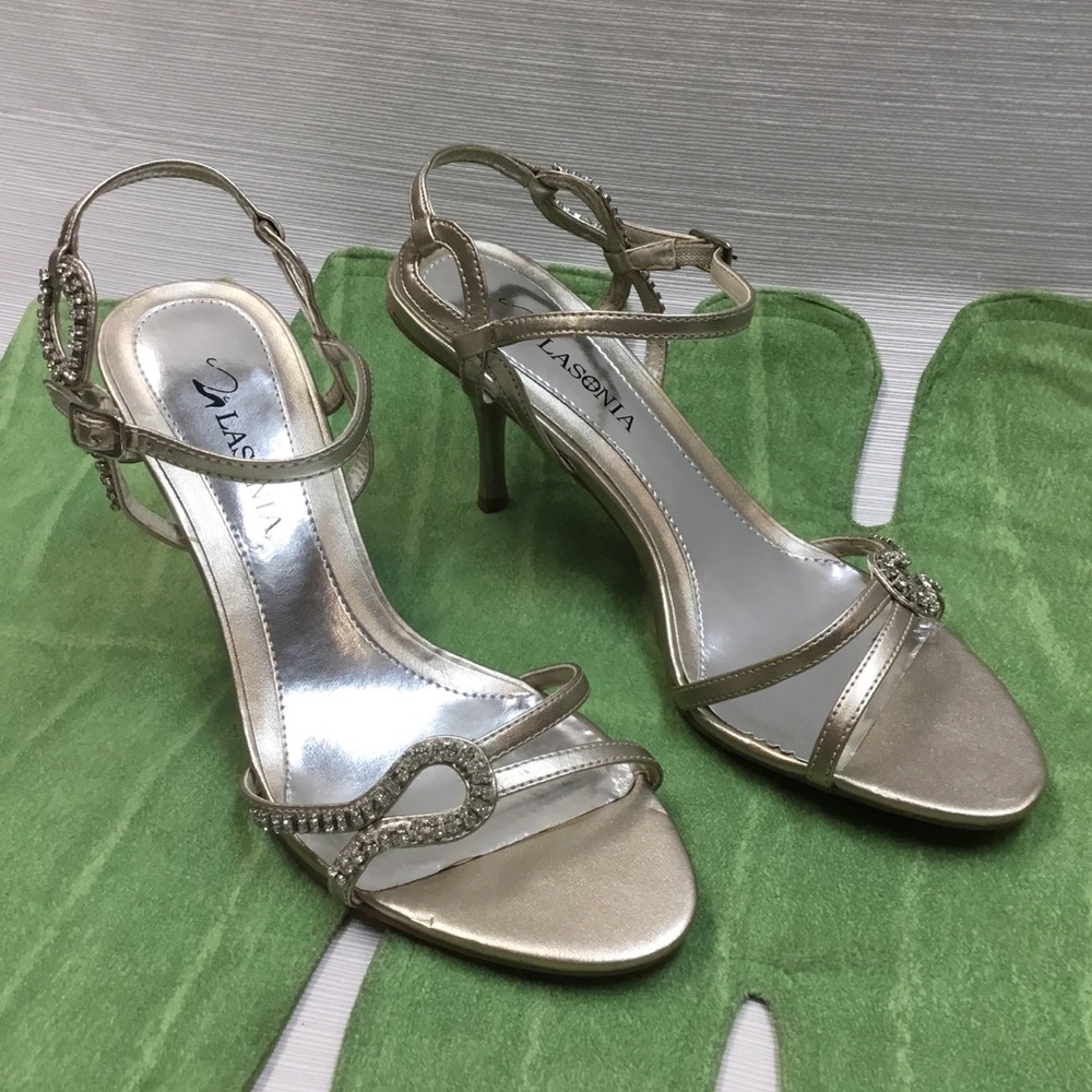 Appears as New Gold Heels by Lasonia - Picture 2 of 7